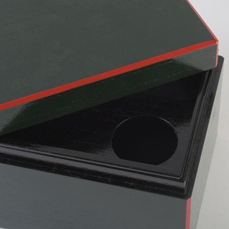 茶道具　桐木地本漆塗　利休茶箱　茶碗　棗　香合など　八点　一式　M　9549