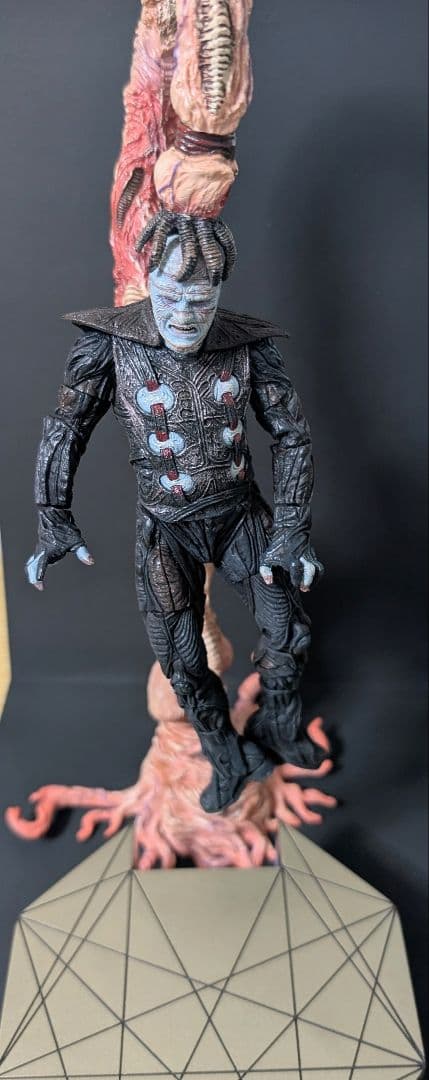 NECA HELLRAISER フィギュア　Dr.チャナード　箱なし欠品あり
