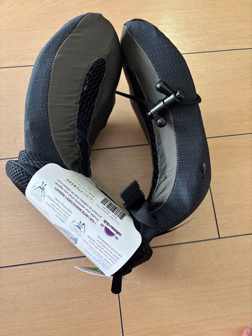 Cabeau Evolution Cool Travel Pillow 黒