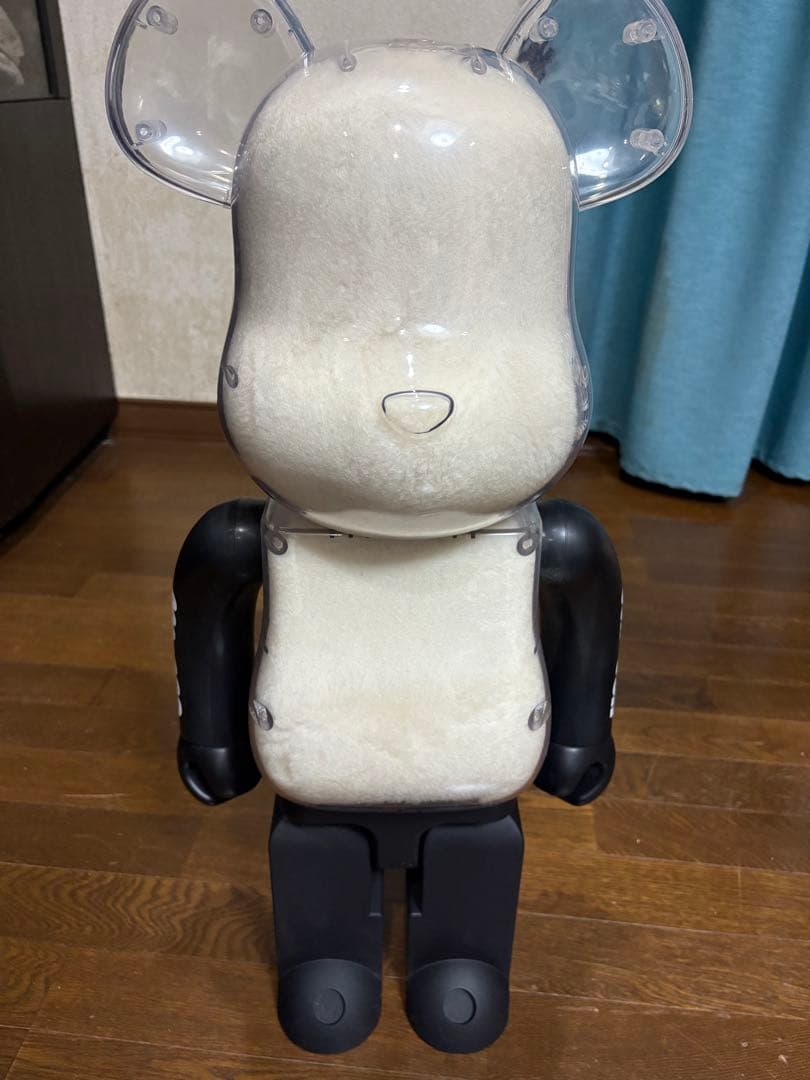 アグ　ベアブリック 1000