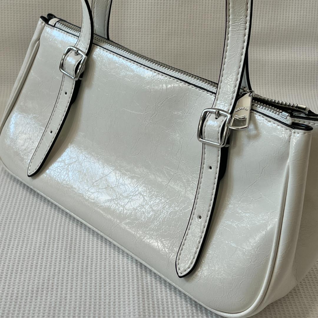 未使用 COACH コーチ アッシャー ショルダー バッグ ホワイトベージュ