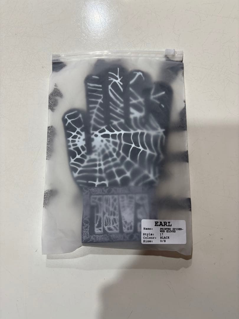 ぷ*ま様 earlskateboards PRINTED SPIDER-GLOV