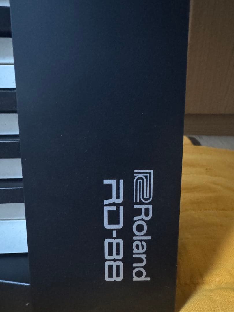 Roland RD-88 電子ピアノ 本体とペダル付き