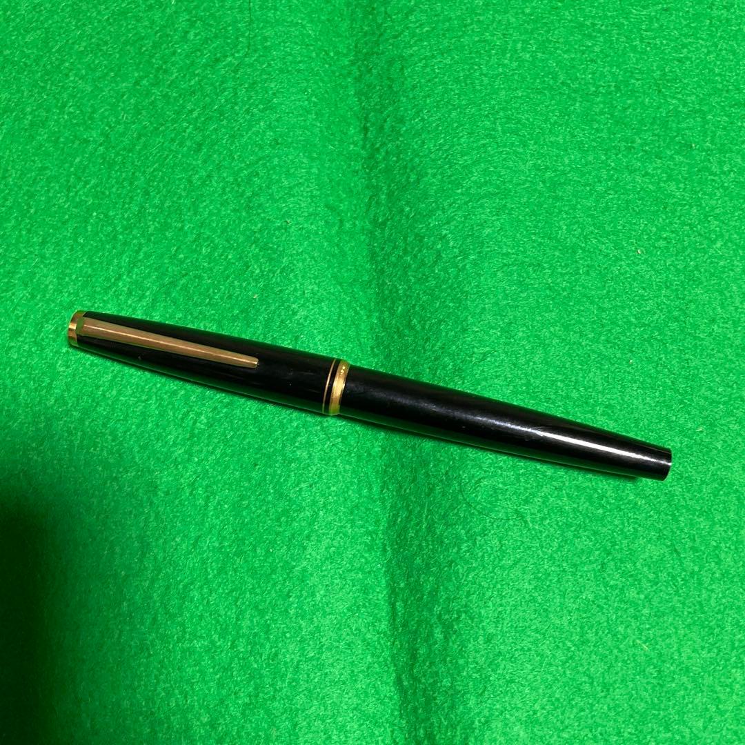 モンブラン万年筆　MONTBLANC GERMANY ペン先に585の刻印