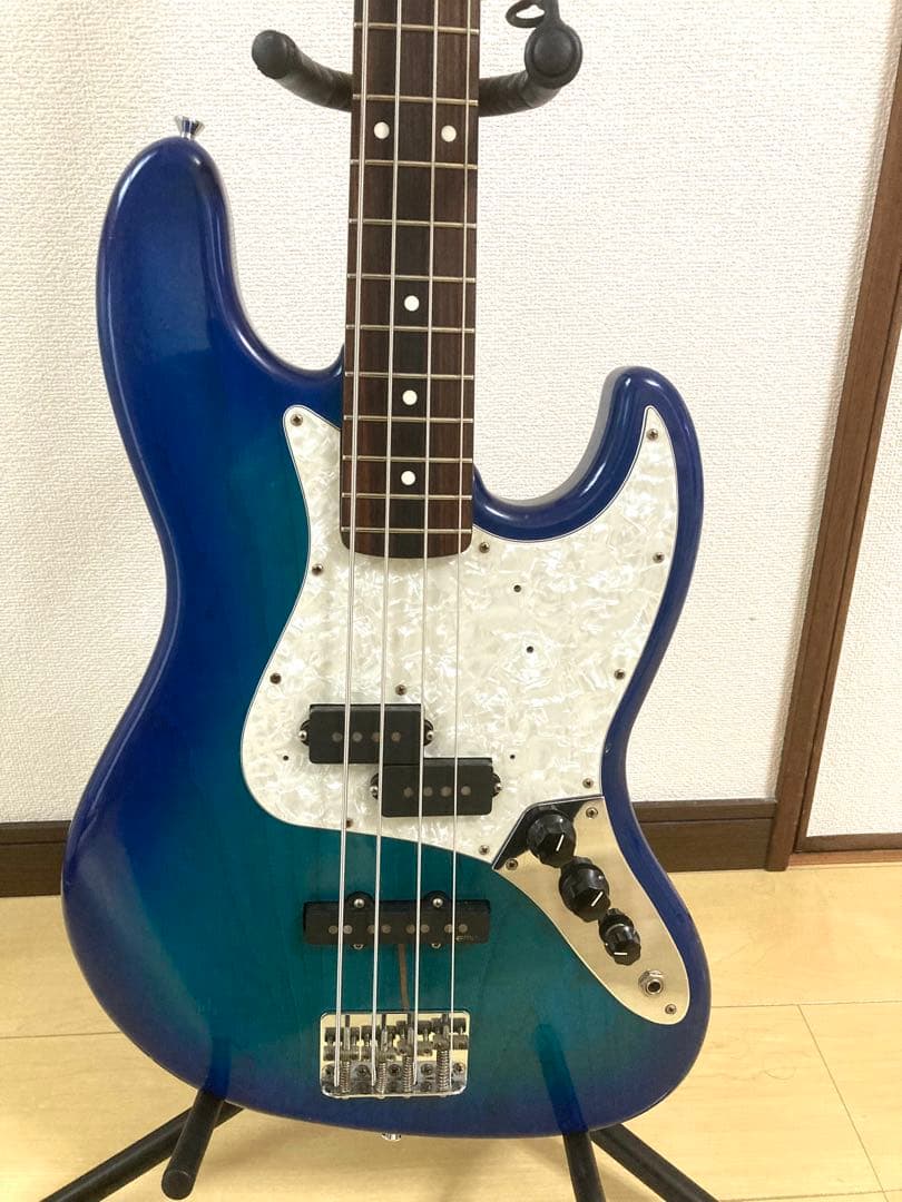 ベース Fullertone Guitars Bass