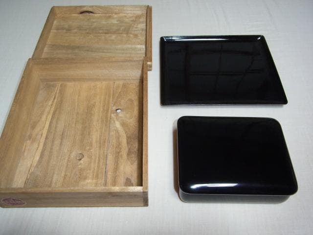 美品『きん藤漆器店』大正時代後半◆恩賜 盆付きタバコケース 黒漆器 桐箱共箱付き