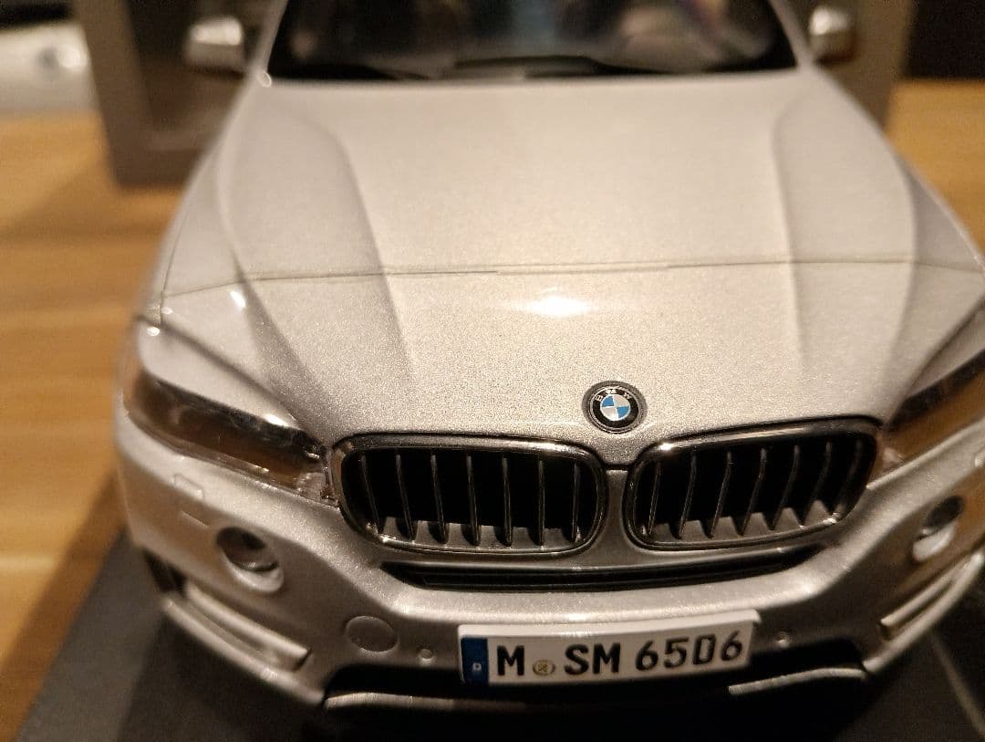 1/18 パラゴンモデル　BMW X5　ディーラー　ミニカー　グレイシアシルバー