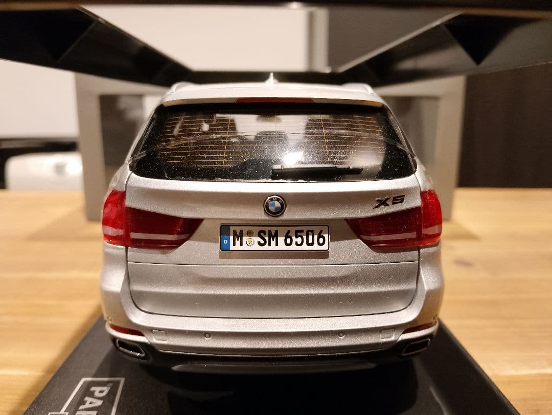 1/18 パラゴンモデル　BMW X5　ディーラー　ミニカー　グレイシアシルバー