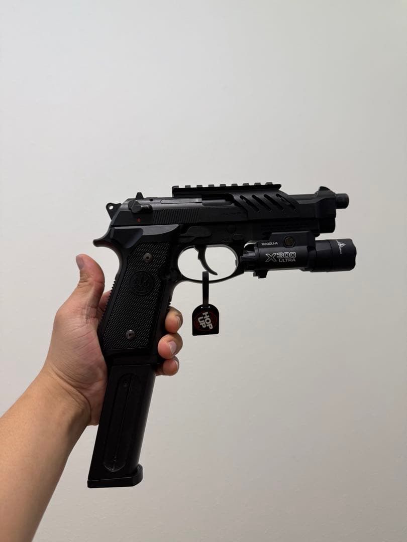 マルイ　M9A1 電動ガン ブラック 3マガジン付き