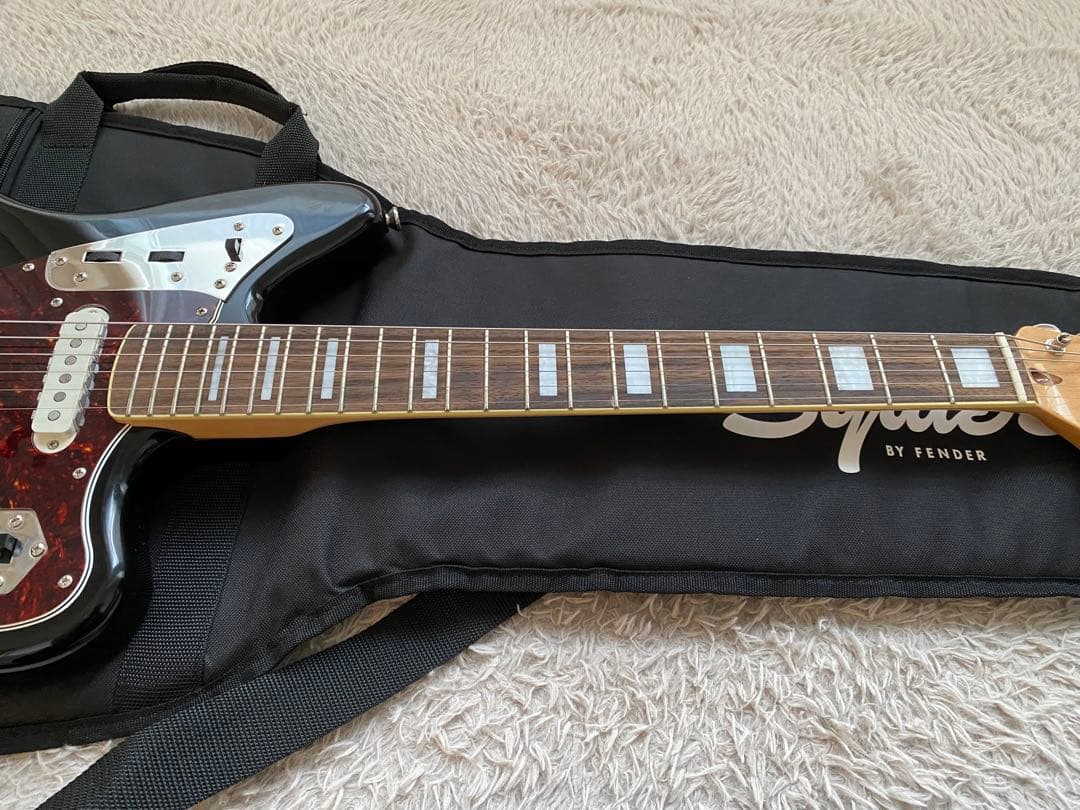 美品　SQUIER Classic Vibe '70s Jaguar Black