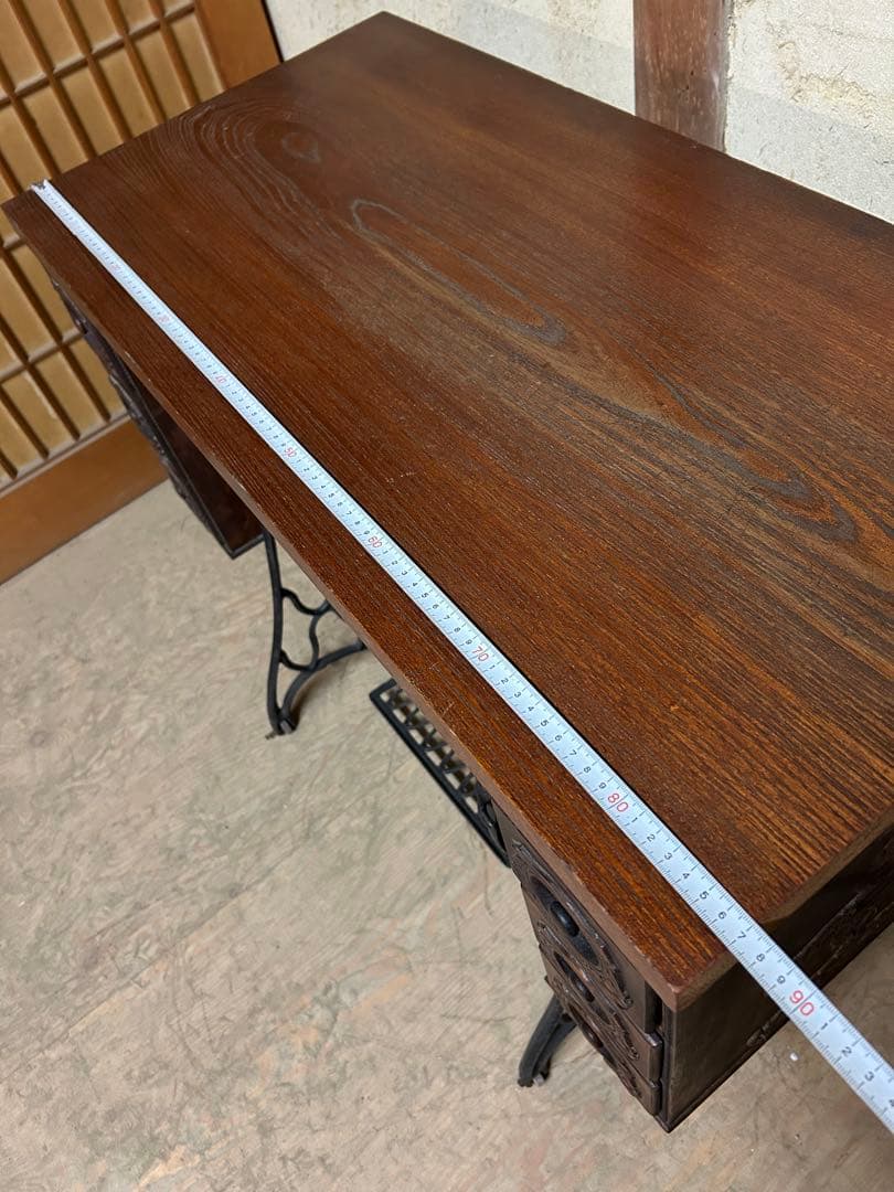 Pちゃん　アンティークシンガーミシン テーブル　天板欅一枚板