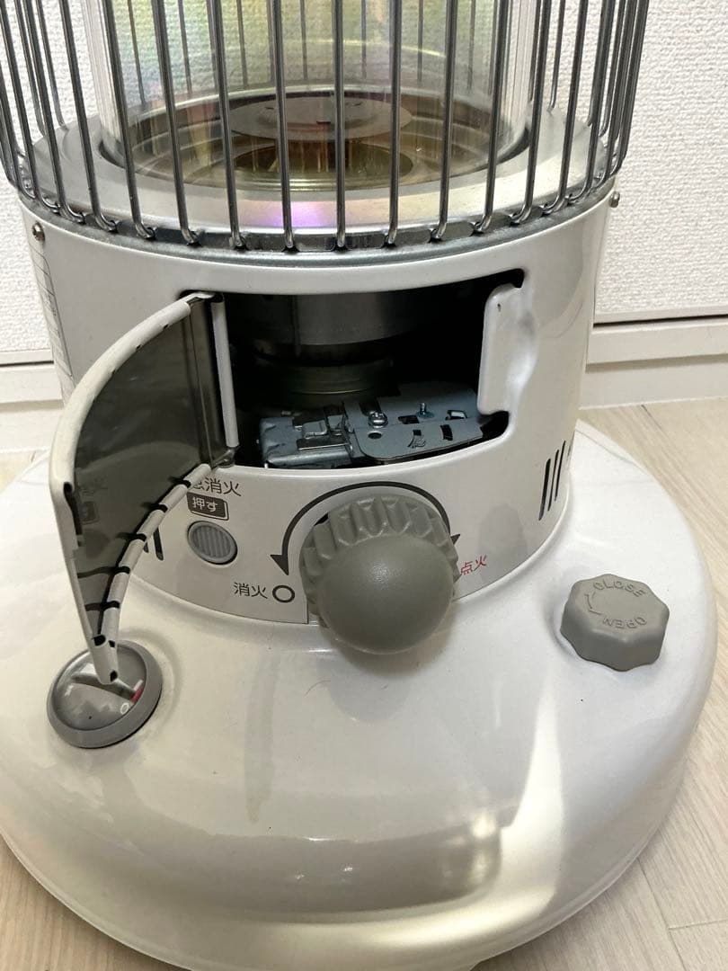 2021年製　TOYOTOMIトヨトミ レインボーストーブ RB-250