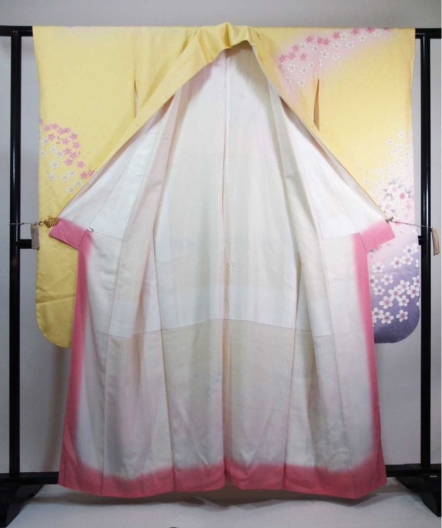 上品華やか】桜流し振袖＊金彩×金駒刺繍／黄×藤紫グラデーション＊パールトーン加工