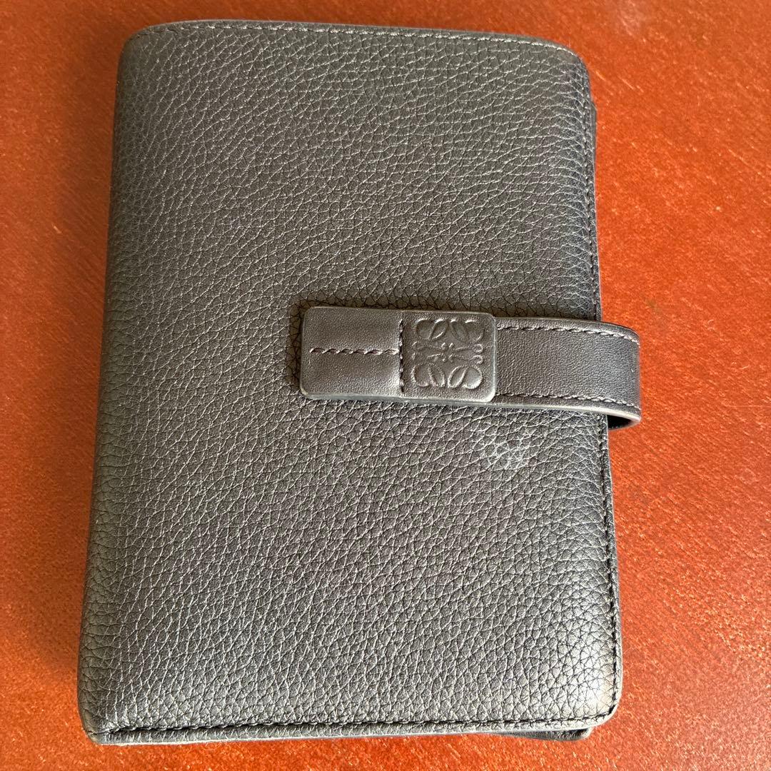 LOEWE ロエベ バーティカルウォレット ミディアム 二つ折り財布