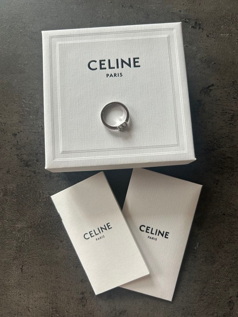 セリーヌ トリオンフ リング