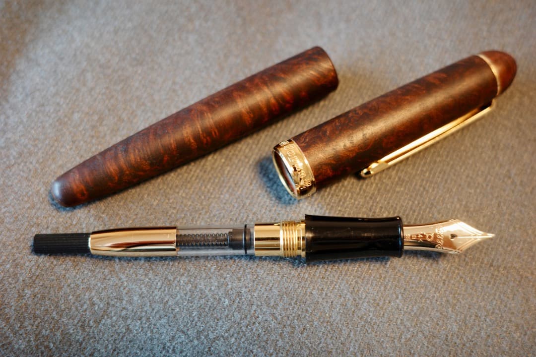 アカブライヤー 万年筆 センチュリー3776 プラチナ万年筆 B（太字）