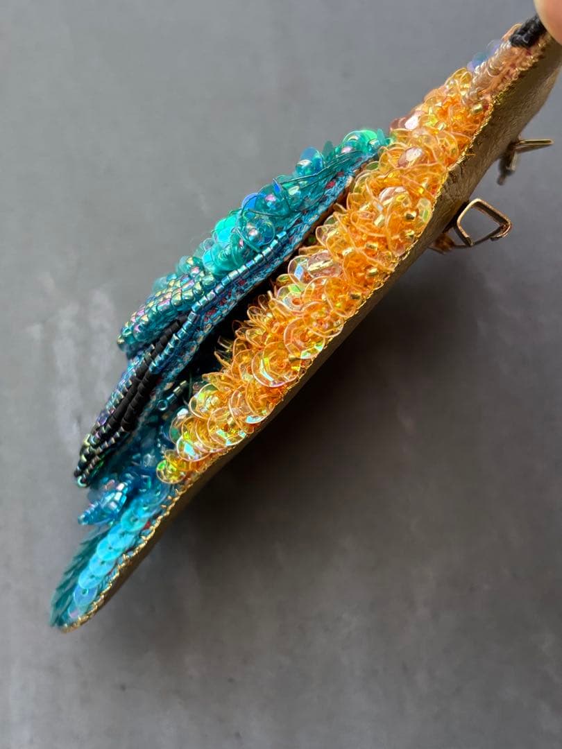 【ミヤコショウビン】ビーズ刺繍ブローチバッグチャーム