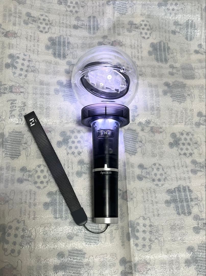 INI OFFICIAL LIGHT STICK ver.2 尾崎匠海トレカ