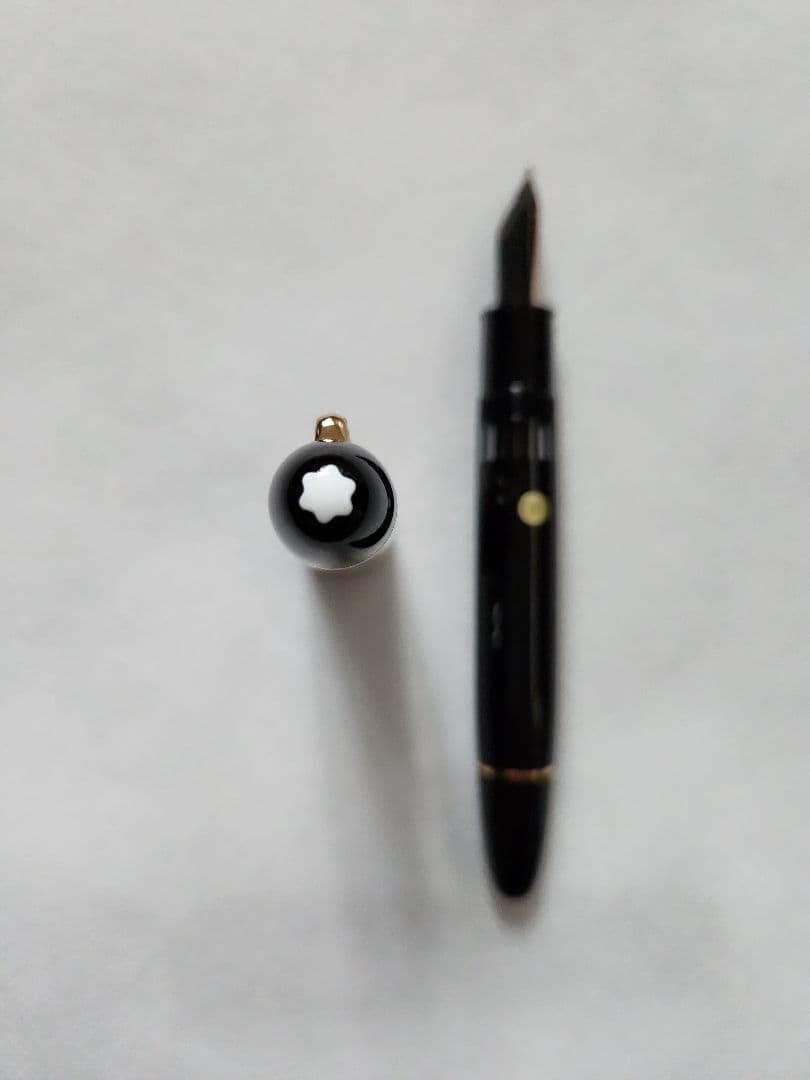 【未使用品】 70年代 モンブラン 149 14C（F）細字 エボナイト二段芯
