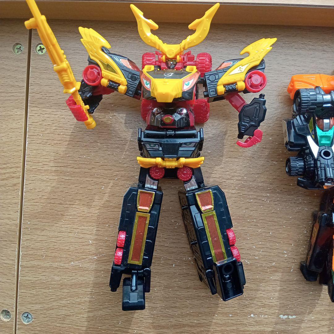 炎神戦隊ゴーオンジャー　炎神大将軍　ガンバルオー　ミニプラ