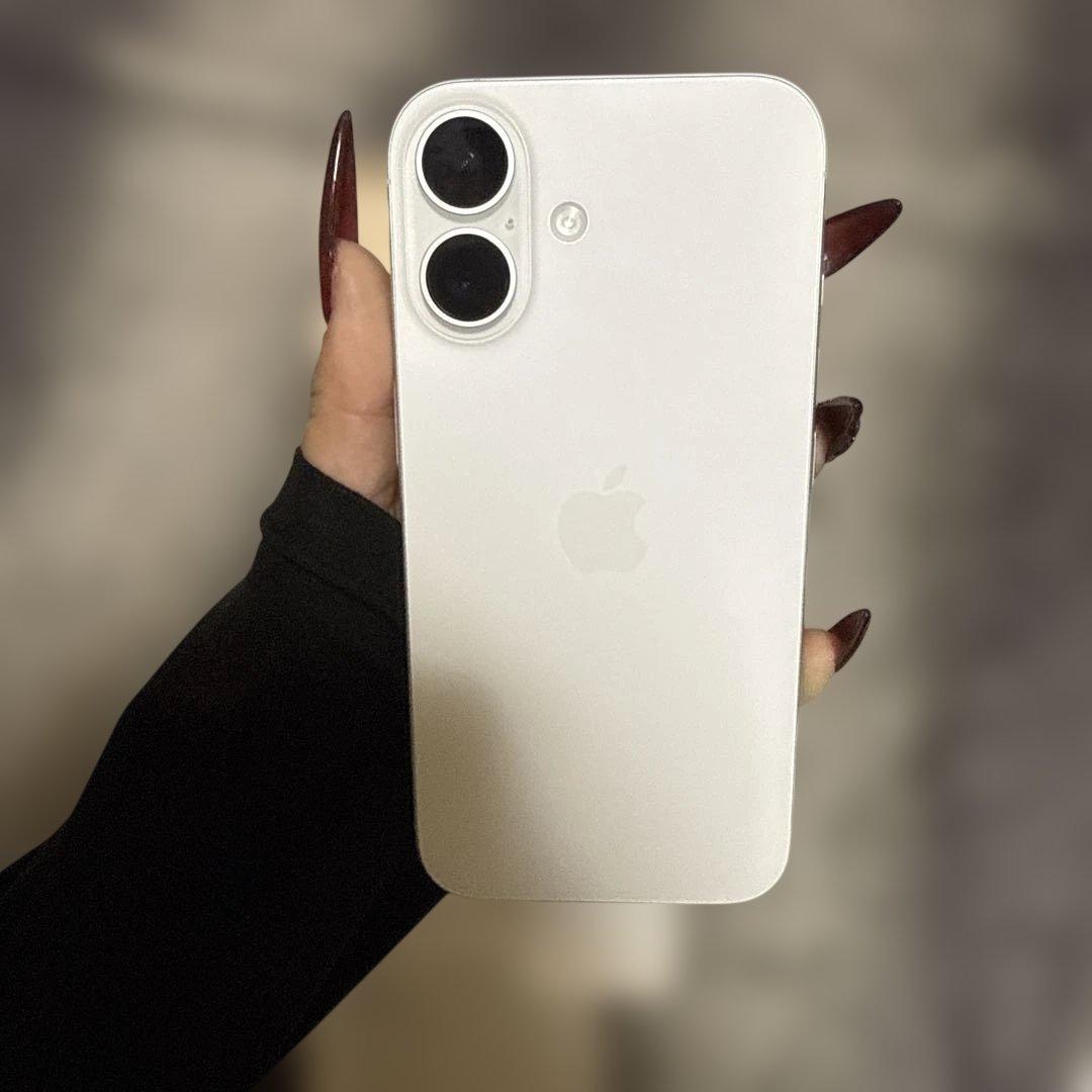 Apple iPhone 16ホワイト 本体