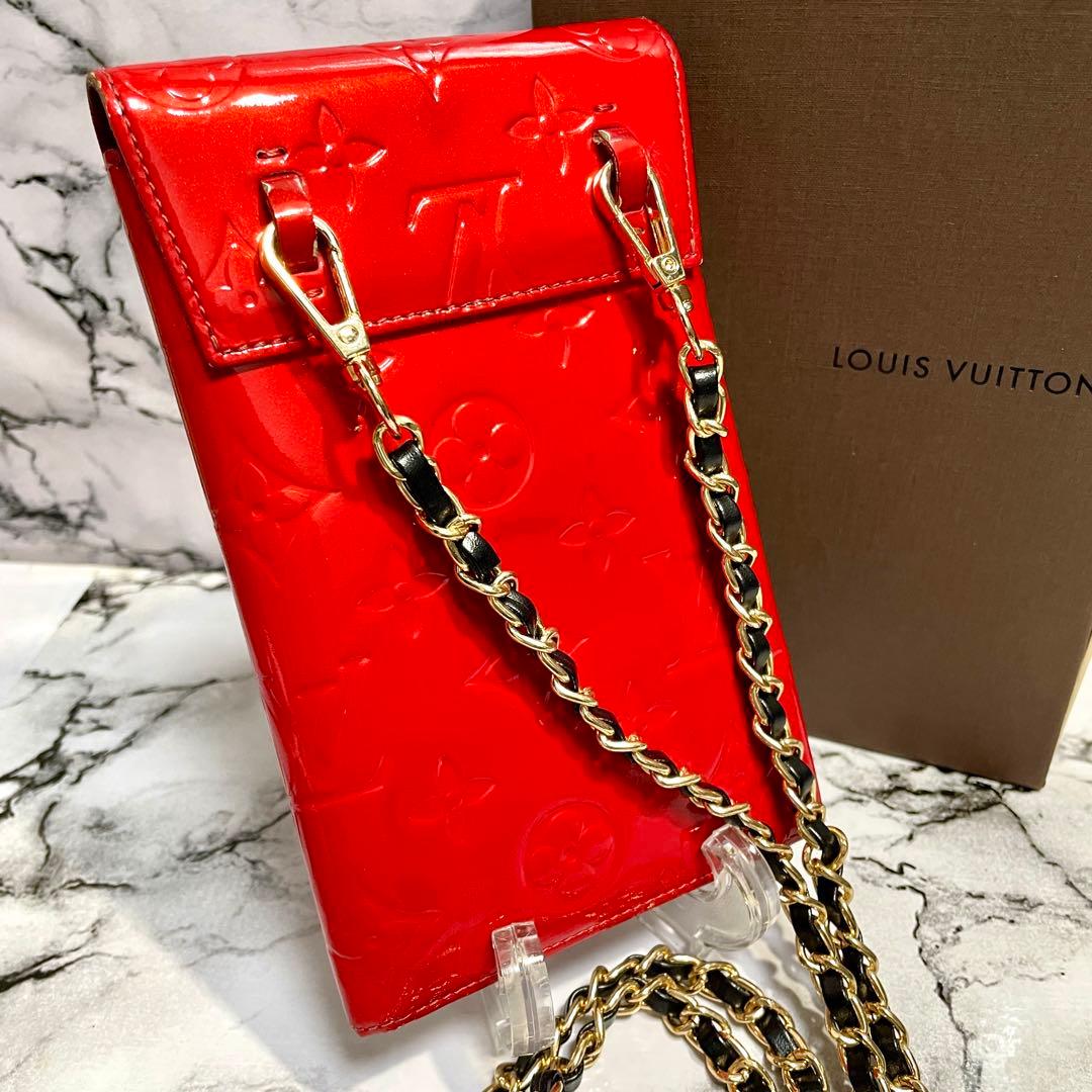 ルイヴィトン　ウォーカーウォレット　レッド