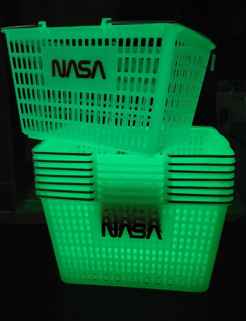 【2個セット】「蓄光」　NASA ショッピングバスケット 買い物かご
