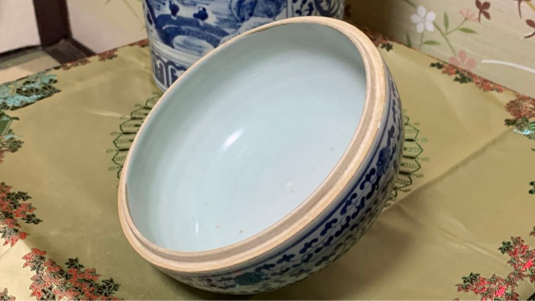 シノワズリ　ビンテージ　染付 青花　在銘　山水大壷　花瓶　大甕　オリジナル蓋付き