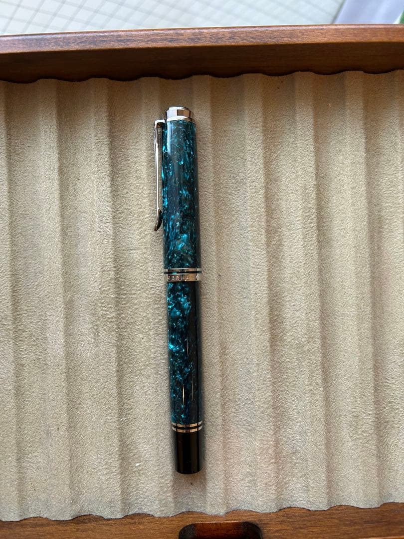 【ローラーボールペン】Pelikan スーベレーン　オーシャンスワール