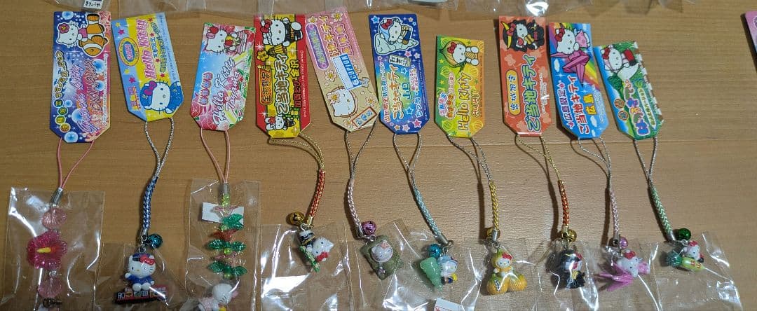 【ご当地キティ】 ハローキティ根付け ストラップ等 51個セット