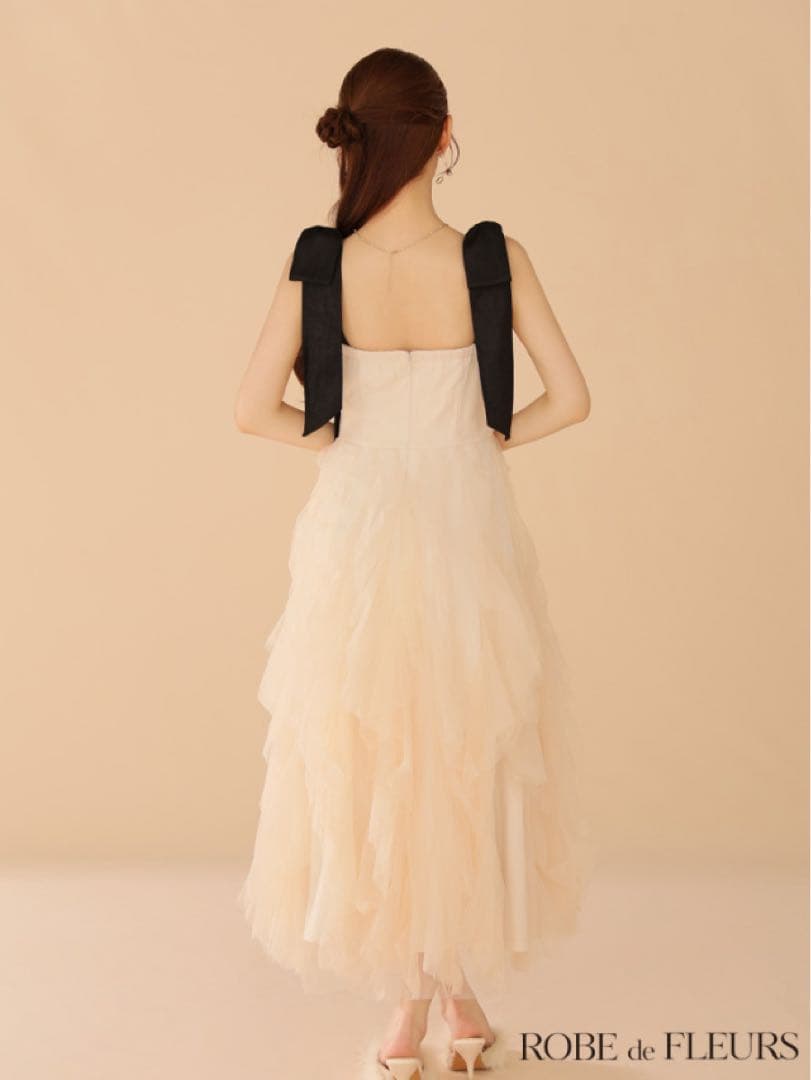 ROBE de FLEURSボリュームチュールショルダーリボンフレアロングドレス