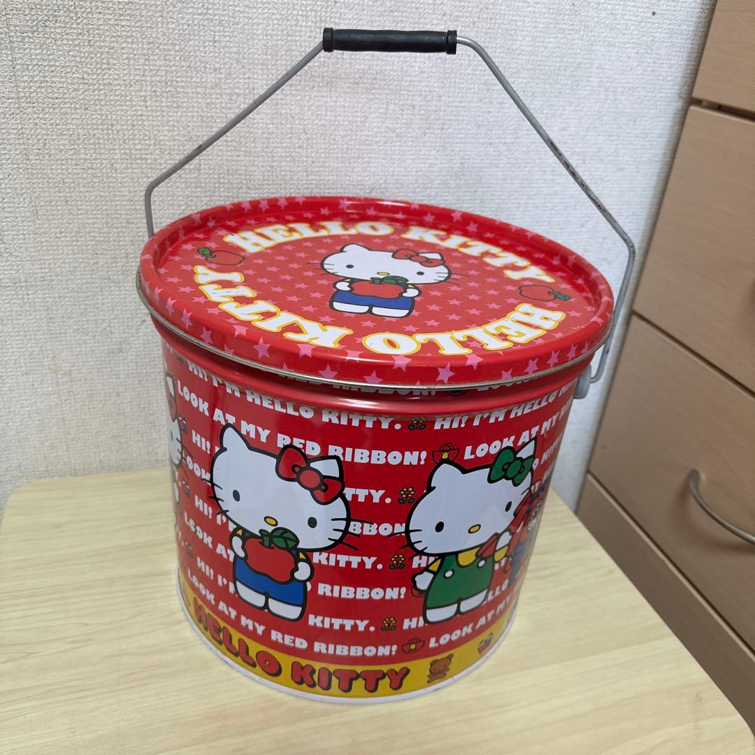 平成キティ　ハローキティ　レトロ缶　収納　ヴィンテージ　2009 サンリオ
