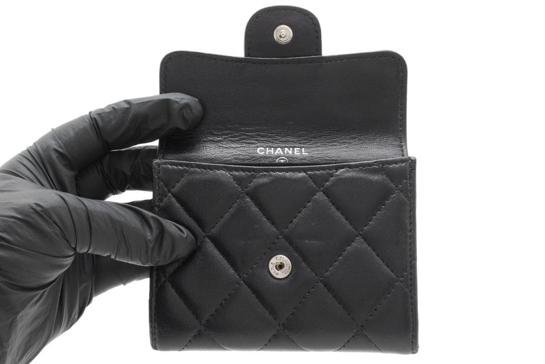 CHANEL マトラッセ コンパクトウォレット カードケース ブラック