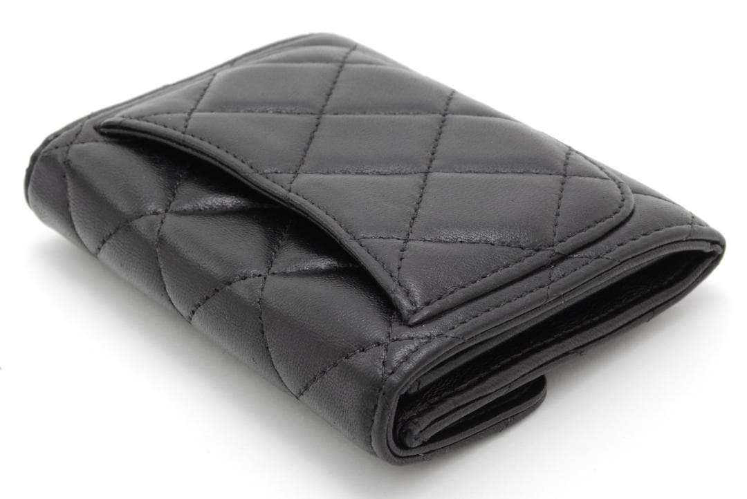 CHANEL マトラッセ コンパクトウォレット カードケース ブラック