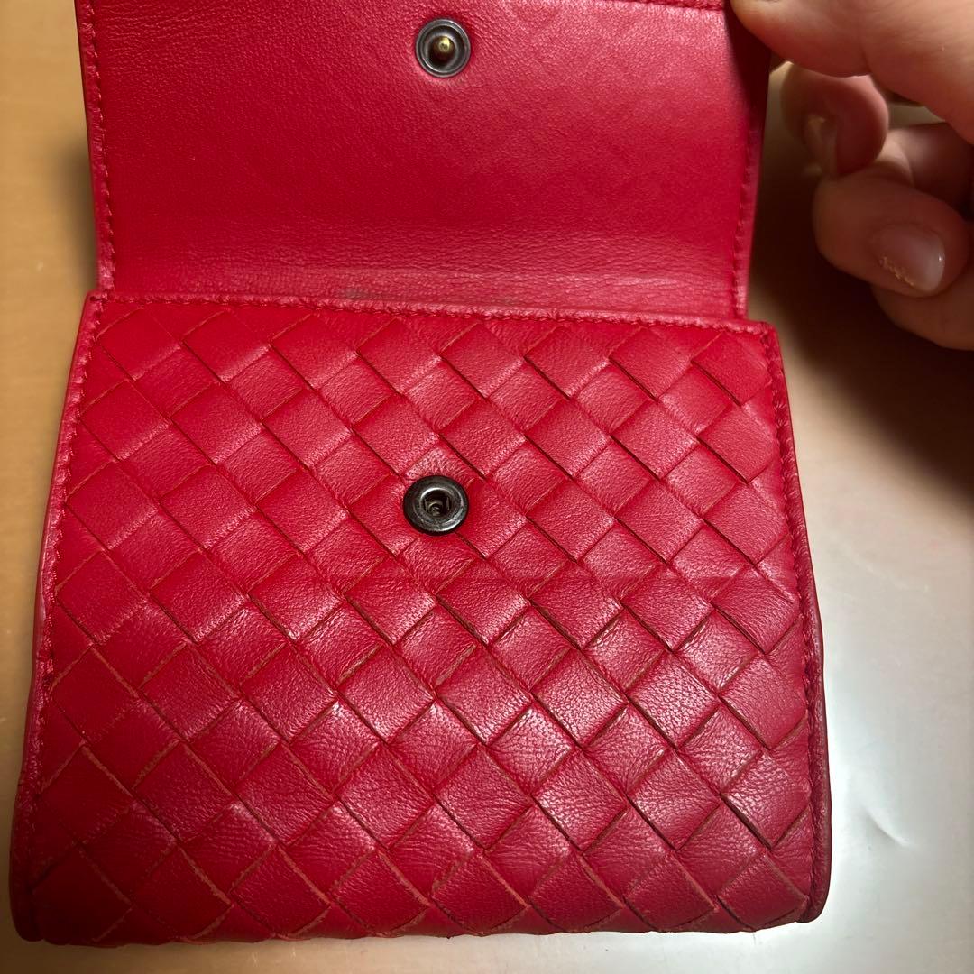 ボッデガヴェネタ 二つ折り財布　赤