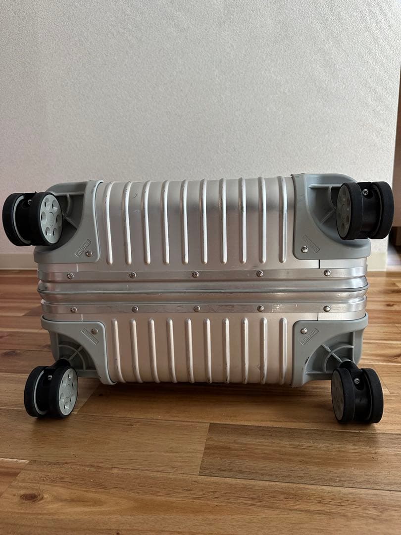 リモワ　RIMOWA CHEKIN M チェックインM 本物　60L