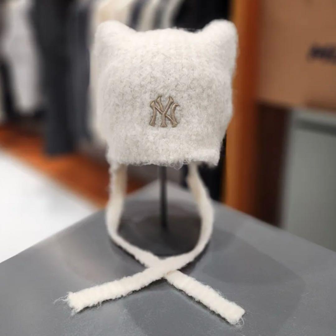 韓国限定 MLB カリナ 着用 猫耳 ミャオン ビーニー 紐付 ホワイト 白