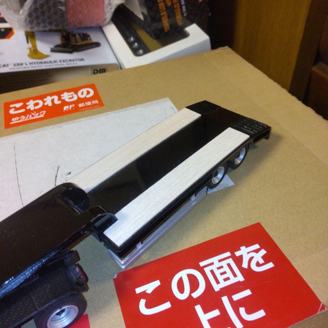 ケンクラフト　日野プロフィア　トラクタヘッド 1/50