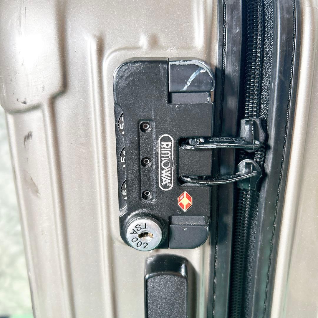 リモワ サルサ 45L 4輪 TSAロック キャビンプラス プロセッコ 金色