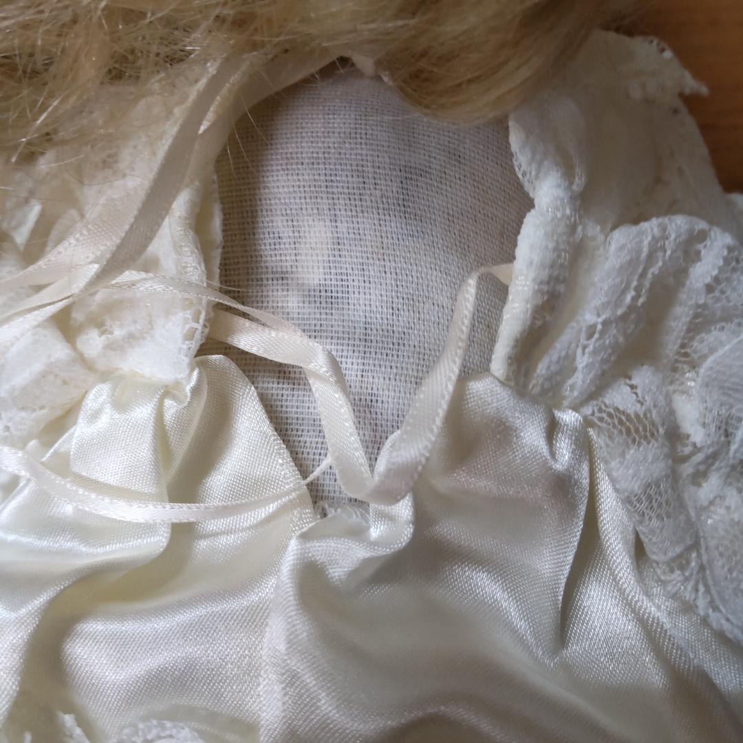 創作人形　現代人形　イギリス　ドール　ポーセリンドール