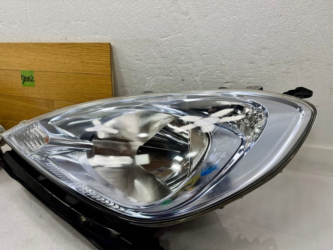 美品 ホンダ フィット 後期 GP1/GP4 GE6 HVヘッドライト 左右