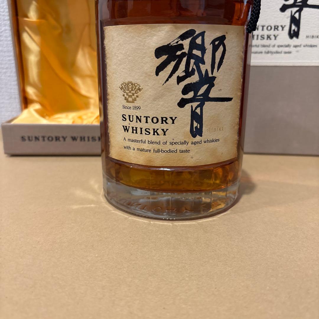 サントリーウイスキー響　裏ゴールドラベル　箱付き　未開封（16）