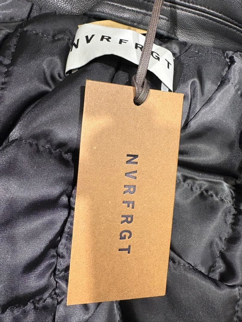 【NVRFRGT】Leather Paneled Zip Up Jacket新品
