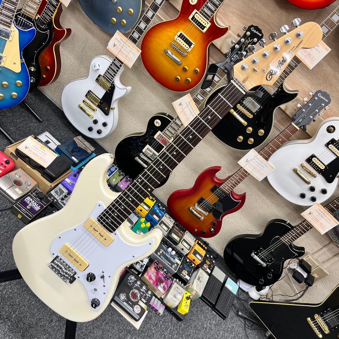 【11076】Rayfield ストラトキャスタータイプ P90 ホワイト