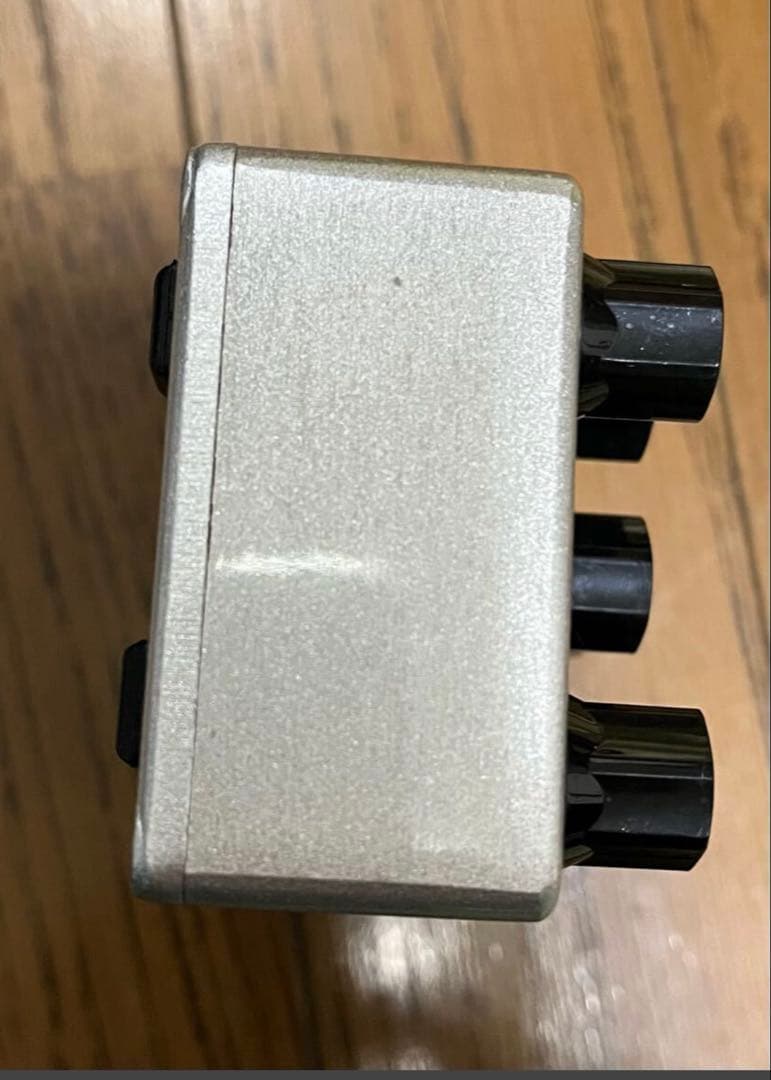 弦楽器 super badass distortion MXR