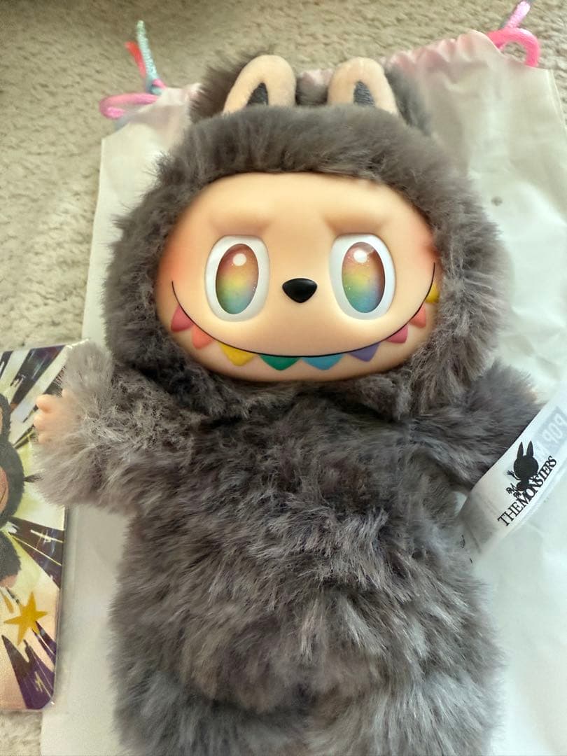 THE MONSTERS Big into Energy ラブブ シークレット