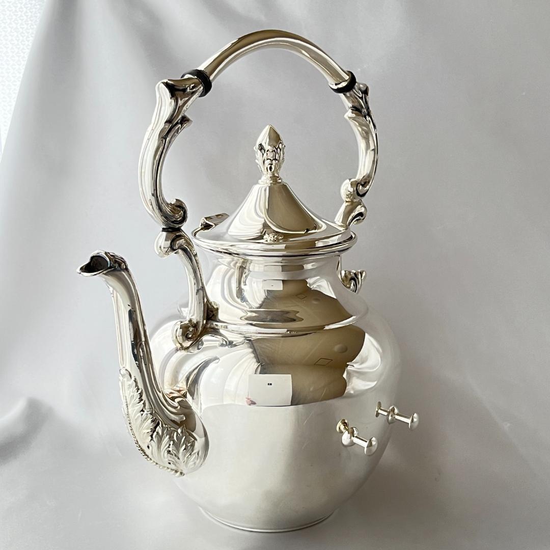 葡萄の透かしのティーケトル【シルバープレート】 スタンド / バナー