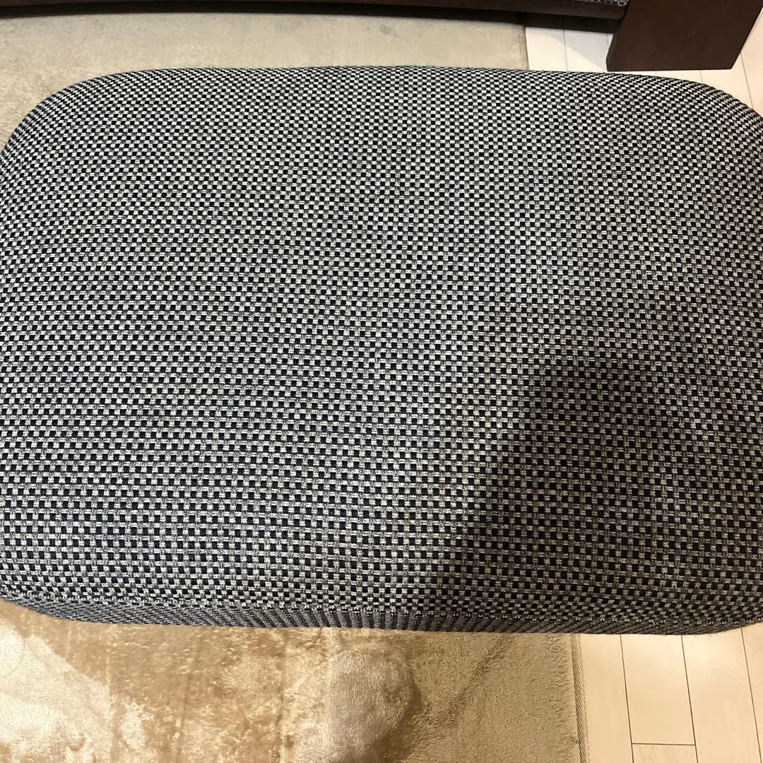 カリモク　オットマン　WT53