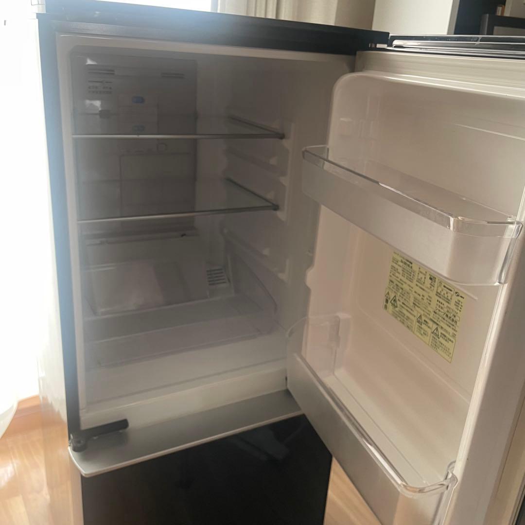 シャープ　2ドア　冷蔵庫 黒 137L 1人暮らし、単身用サイズ