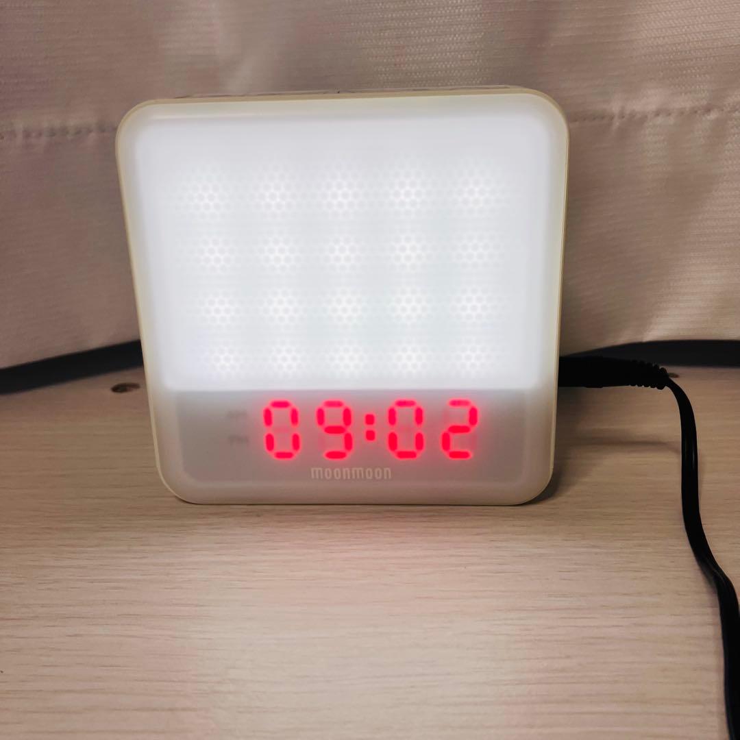 moonmoon トトノエライト　目覚まし時計　光目覚まし時計ACアダプター付き